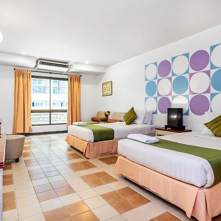 Sawasdee Sea View Hotel Pattaya Buitenkant foto