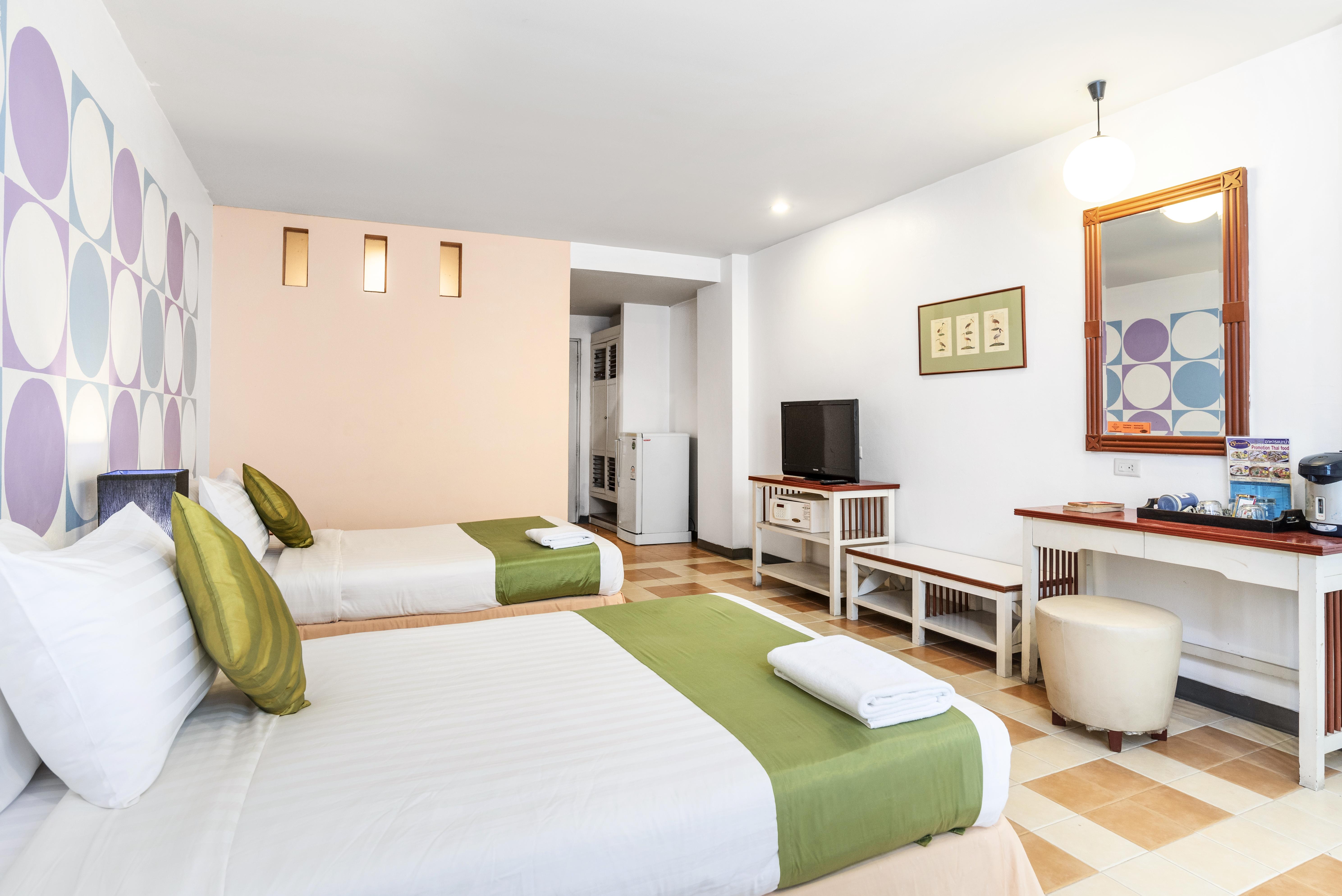Sawasdee Sea View Hotel Pattaya Buitenkant foto